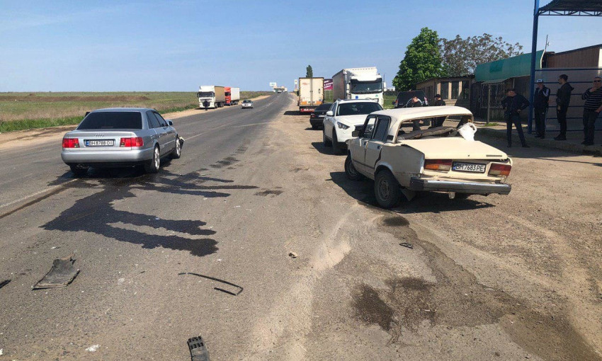 На трассе Одесса-Черноморск произошло ДТП: есть пострадавшие (ФОТО)