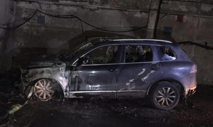 В Одессе журналисту неизвестные сожгли машину 