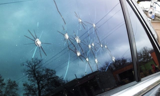 План "Перехват": в Киевском районе неизвестными была обстреляна иномарка