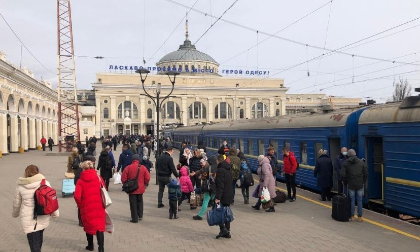 Украинцы, которые не смогли выехать из-за карантина, прибыли специальным поездом в Одессу 