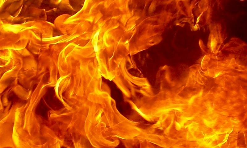 Пожарного обвиняют в поджоге автомобилей в Одессе 