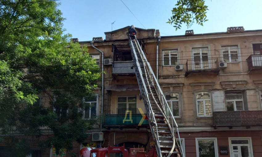 В одном из жилых домов на Новосельского возник сильный пожар 