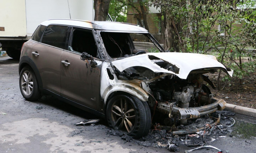 В Одессе ночью взорвался автомобиль 