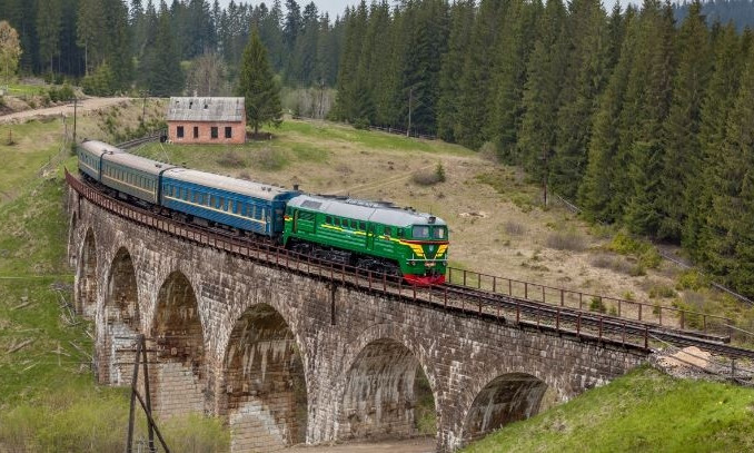 Из Одессы снова можно уехать в Карпаты на поезде