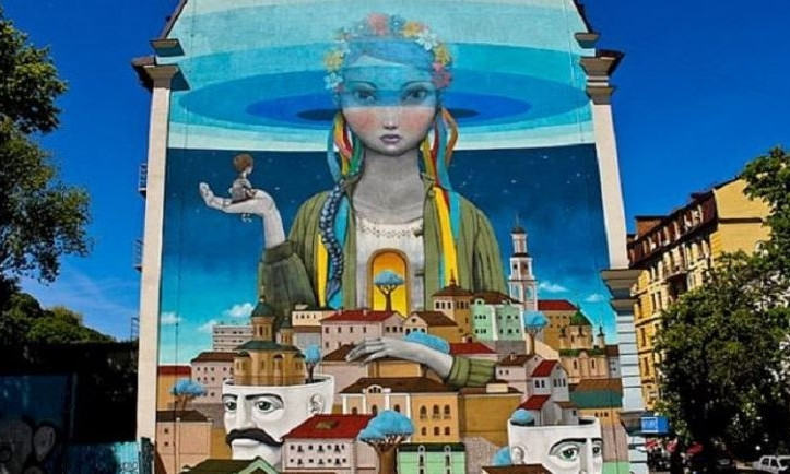 Известный французский художник разрисует одесскую школу 