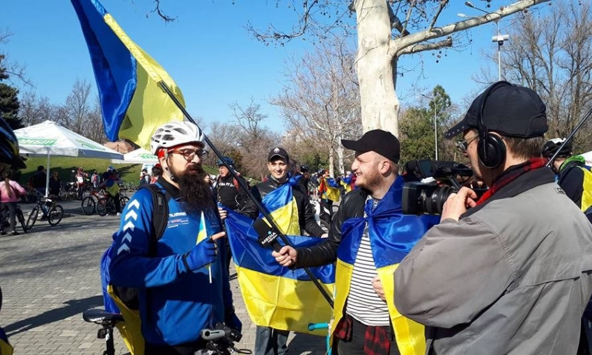 Одесская велосотка «держит город в украинских цветах», — активист