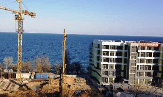 Общественники подали в суд на застройщиков одесского побережья 