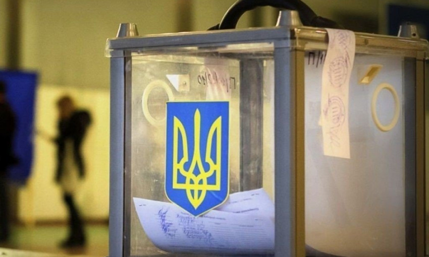 Одесской области избирательную комиссию не пускают на участок 