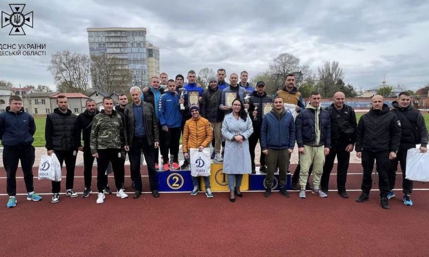 Команда одесских спасателей победила на соревнованиях по легкой атлетике среди силовых структур и ведомств Сил обороны