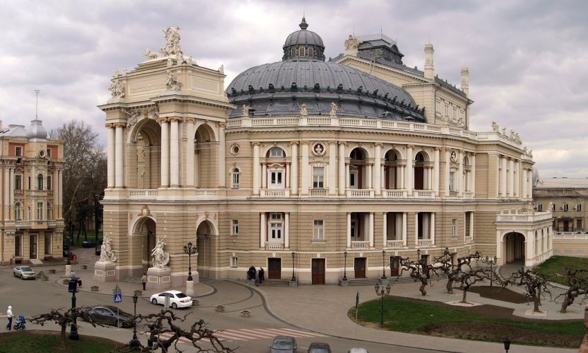 Одесская опера потратит четыре миллиона на декорации к спектаклю