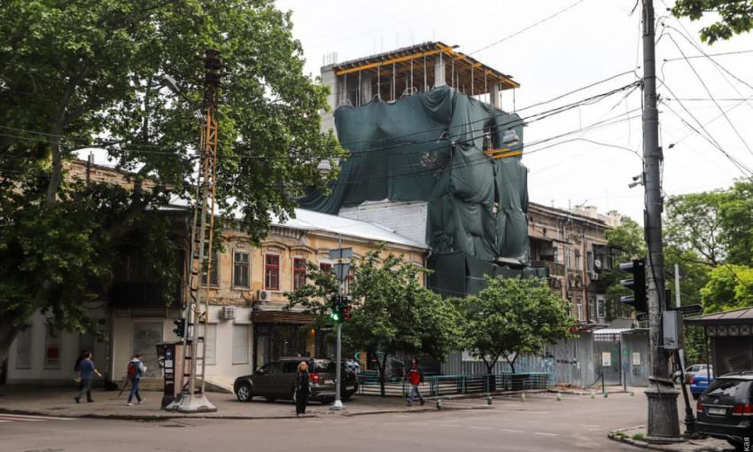 В Одессе создадут специальный штаб для борьбы с незаконными стройками