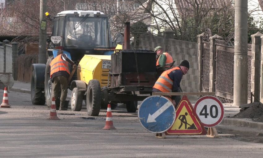 В Одесской области потратили полтора млн гривен на ремонт дорог: он не продержался и года