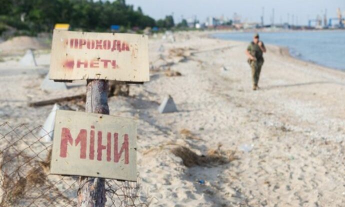 В 20 метрах от одесского побережья сдетонировала российския мина