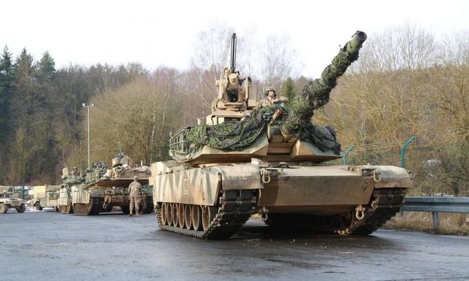В Германии стартовали учения украинских военных на американских танках Abrams