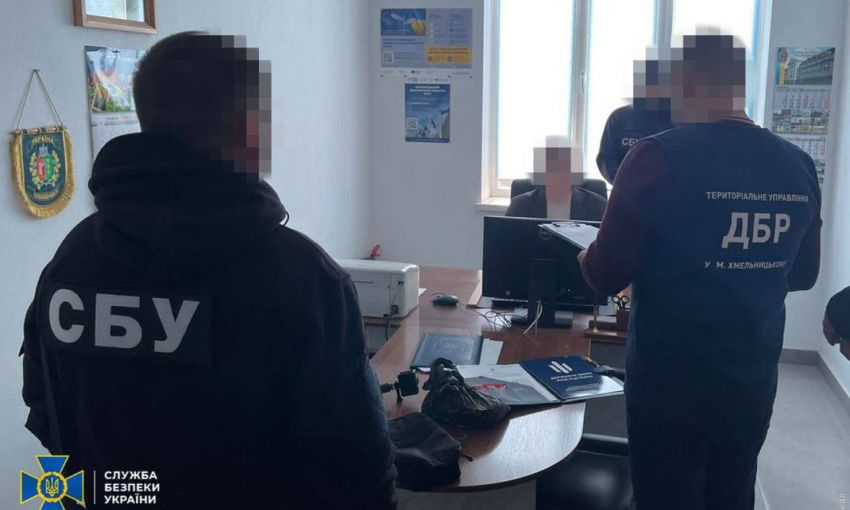 В Одесской области задержали таможенников-коррупционеров: наживались на волонтерах и военнослужащих