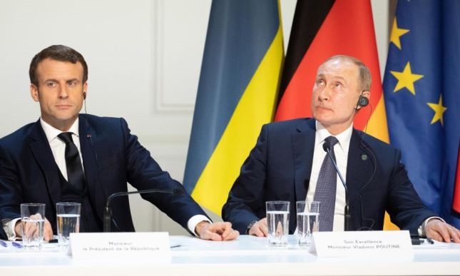 Эммануэль Макрон и Владимир Путин организуют встречу трехсторонней контактной группы по Донбассу