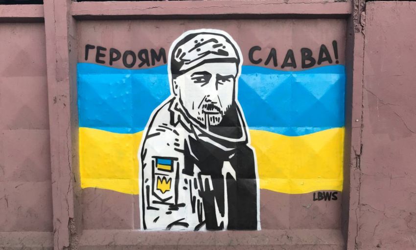 В Одессе нарисовали мурал в честь Героя, которого оккупанты лишили жизни за слова "Слава Украине"