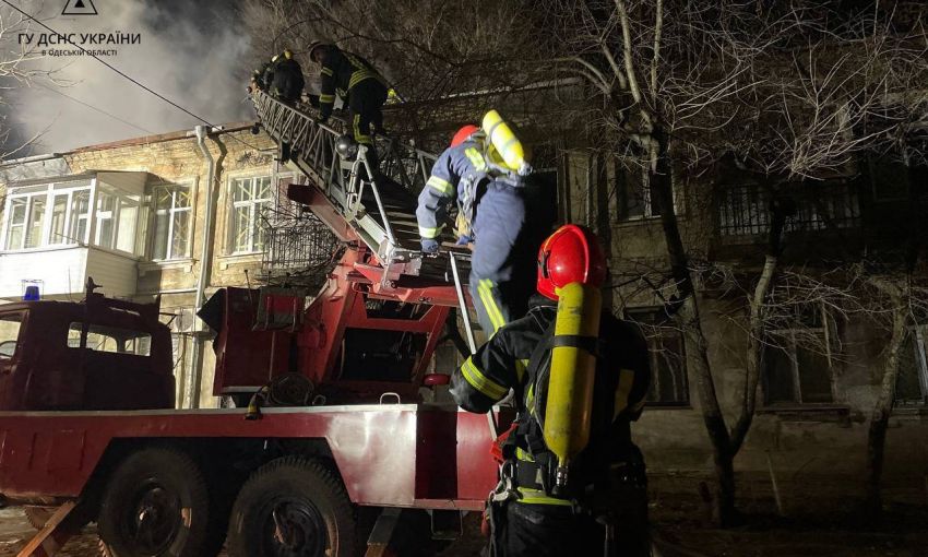 Вчера вечером на Молдаванке в Одессе случился пожар в жилом доме