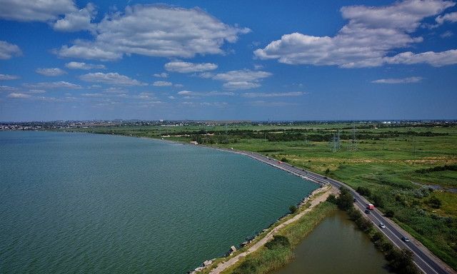 В Одессе предполагают возможность прорыва дамбы на Хаджибейском лимане